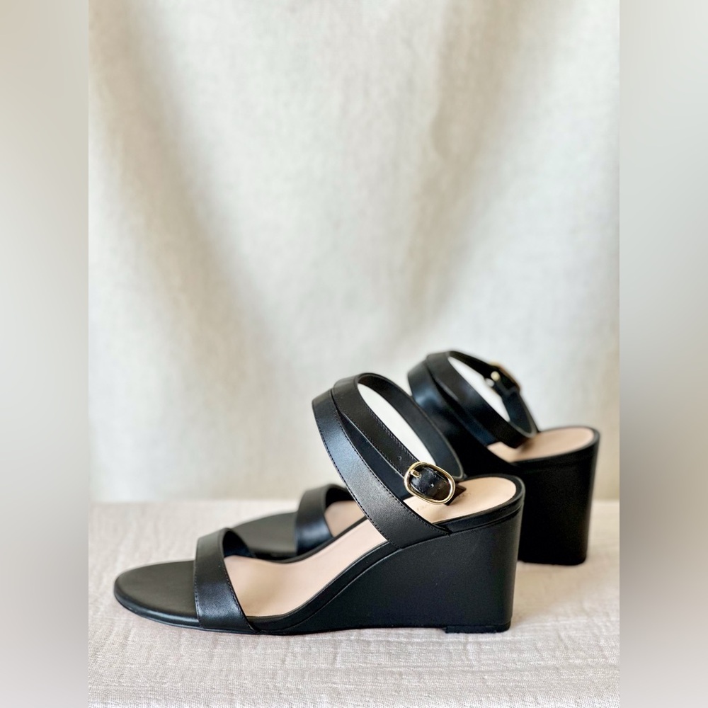 Brand New STUART WEITZMAN Avenue Leather Wedge Sandals